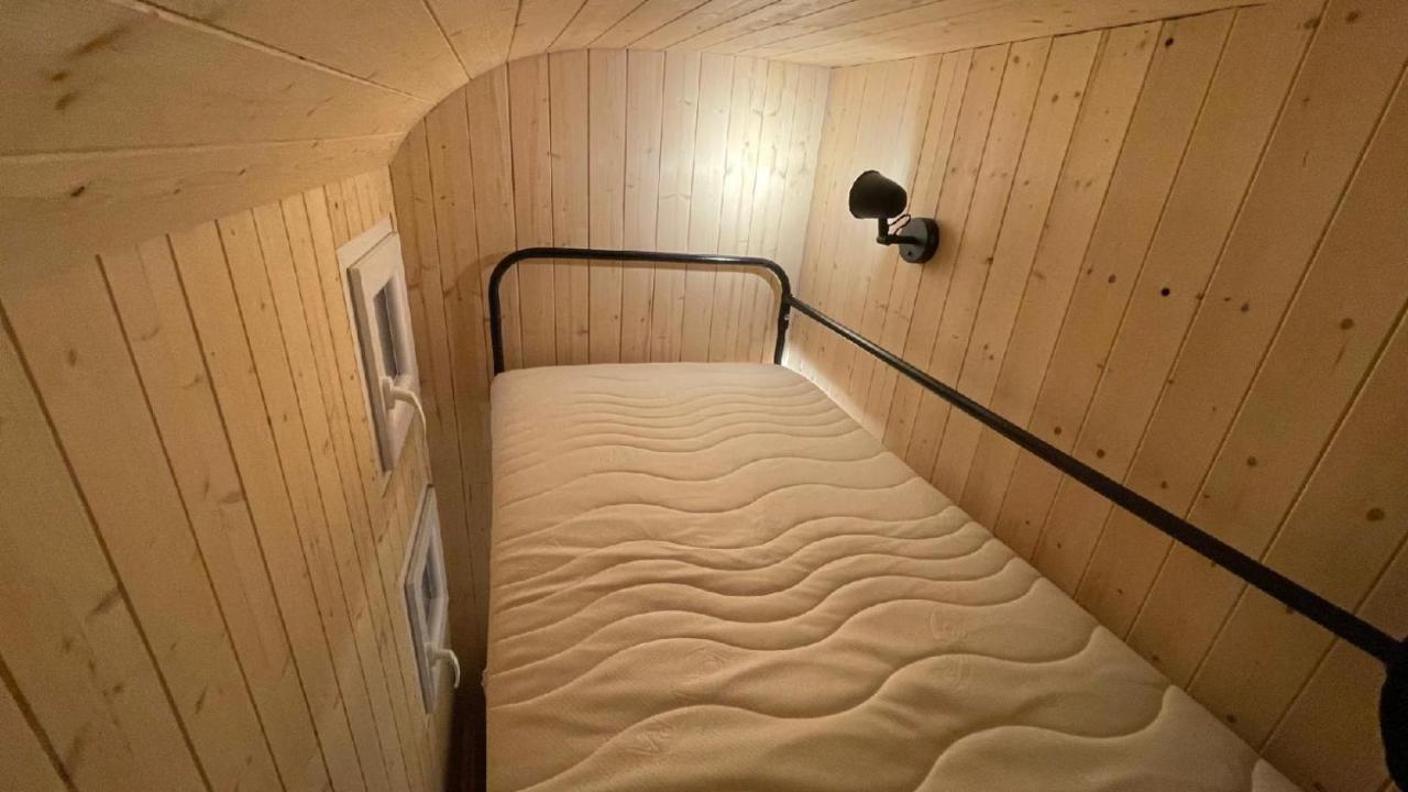 Glamping - Stylova Maringotka V Srdci Ladova Kraje, Pobliz Hlavniho Mesta Prahy Stribrna Skalice المظهر الخارجي الصورة