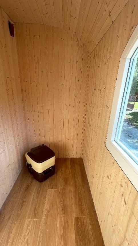 Glamping - Stylova Maringotka V Srdci Ladova Kraje, Pobliz Hlavniho Mesta Prahy Stribrna Skalice المظهر الخارجي الصورة