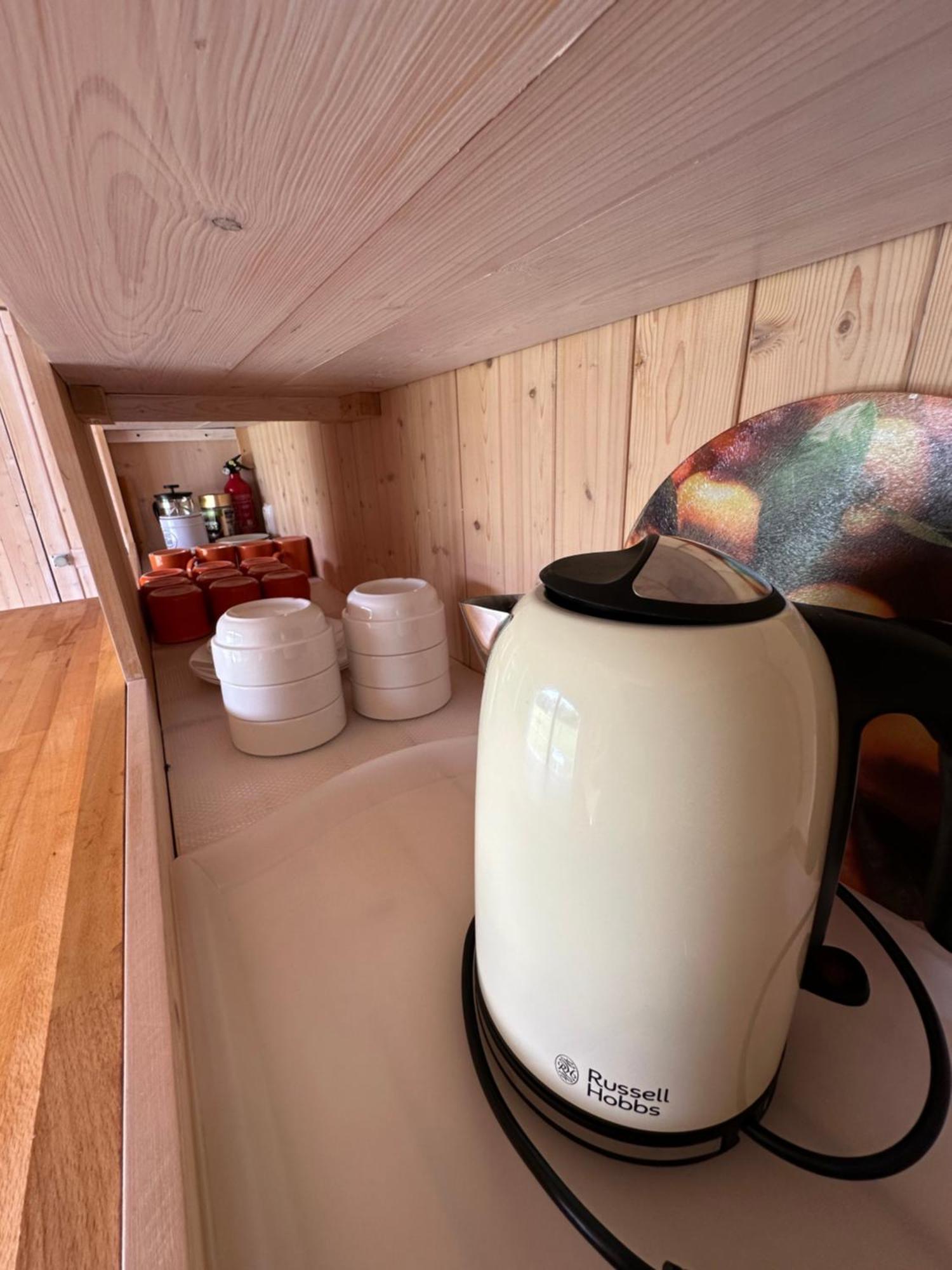 Glamping - Stylova Maringotka V Srdci Ladova Kraje, Pobliz Hlavniho Mesta Prahy Stribrna Skalice المظهر الخارجي الصورة